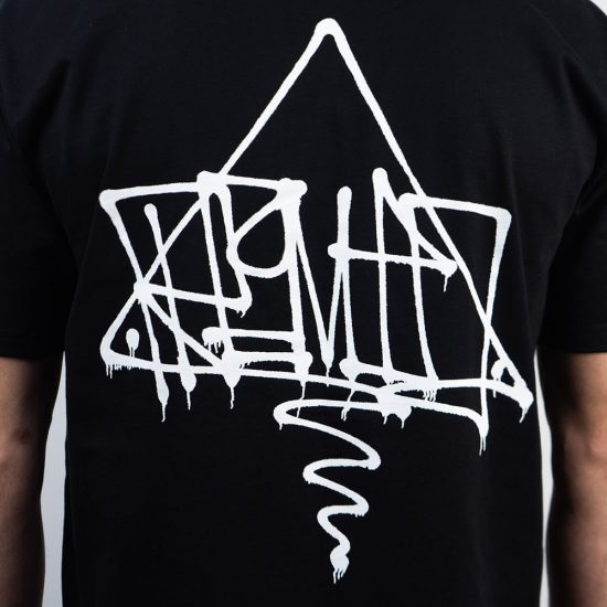 Remio Triangle Tag T-Shirt - Black